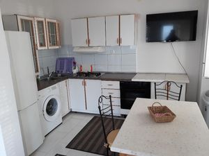 23382770-Ferienwohnung-4-Nečujam-300x225-2