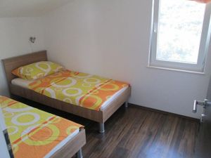 23382770-Ferienwohnung-4-Nečujam-300x225-4