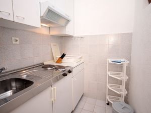 23928308-Ferienwohnung-4-Nečujam-300x225-3