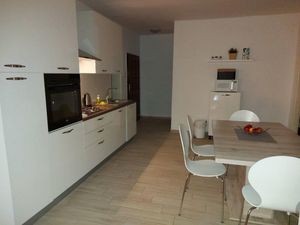 23931812-Ferienwohnung-7-Nečujam-300x225-2