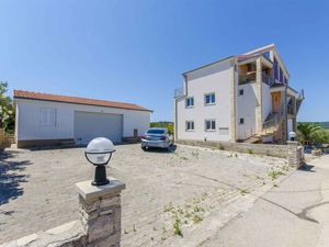 24031943-Ferienwohnung-6-Nečujam-300x225-4