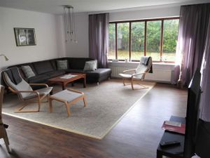 22252635-Ferienwohnung-8-Nieblum-300x225-2