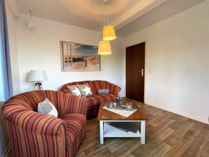 23547229-Ferienwohnung-2-Nieblum-300x225-2