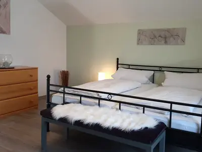 Schlafzimmer groß