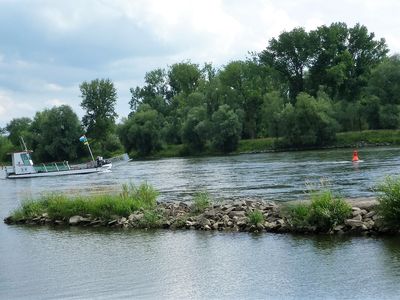 Donau mit Fähre nach Thundorf