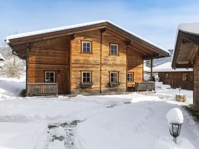 Außenseite Ferienhaus [Winter]