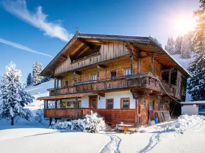 Außenseite Ferienhaus [Winter]