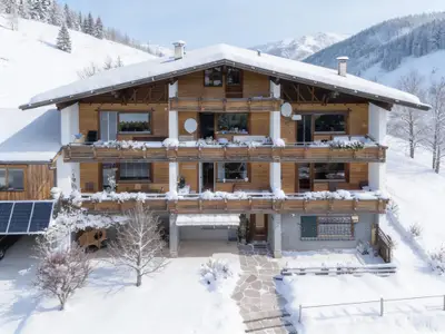 Außenseite Ferienhaus [Winter]