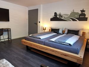 23490317-Ferienwohnung-3-Niederfell-300x225-5