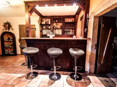 Niederfrohna Bar