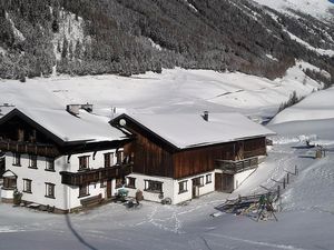 Bio Berghof im Winter