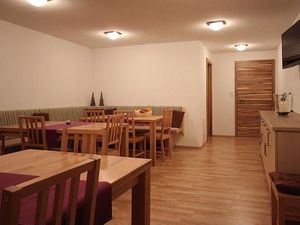 23044507-Ferienwohnung-2-Niederthai-300x225-5