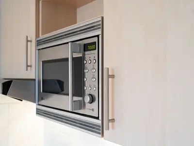 Wohnzimmer, Fernseher, Couch, Sofa, Esstisch, Kommode, Schrank, Küchenzeile, Wasserkocher, Kaffeemaschine, Mikrowelle