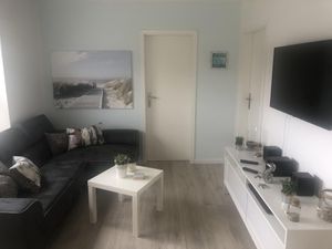 23557073-Ferienwohnung-4-Niendorf/Ostsee-300x225-1