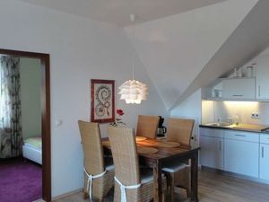 23366513-Ferienwohnung-4-Niendorf/Ostsee-300x225-4