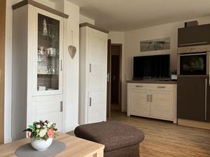 23366525-Ferienwohnung-4-Niendorf/Ostsee-300x225-2