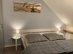 23366524-Ferienwohnung-4-Niendorf/Ostsee-300x225-5