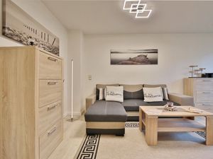 23971380-Ferienwohnung-4-Niendorf/Ostsee-300x225-3