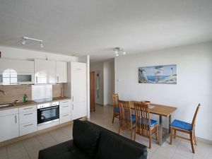 23882855-Ferienwohnung-6-Nienhagen (Ostseebad)-300x225-1