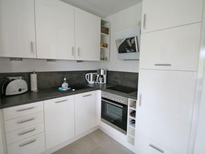 23882861-Ferienwohnung-3-Nienhagen (Ostseebad)-300x225-5