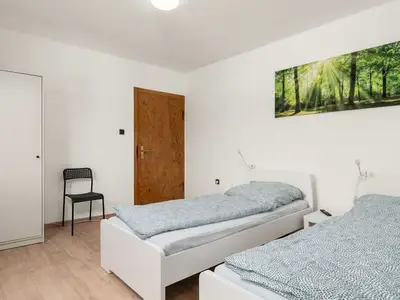 Ferienwohnung für 5 Personen in Niestetal 3/7