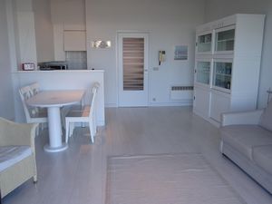 23968751-Ferienwohnung-4-Nieuwpoort-300x225-2