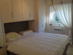 23968767-Ferienwohnung-4-Nieuwpoort-300x225-5