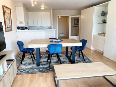 DiningRoom
