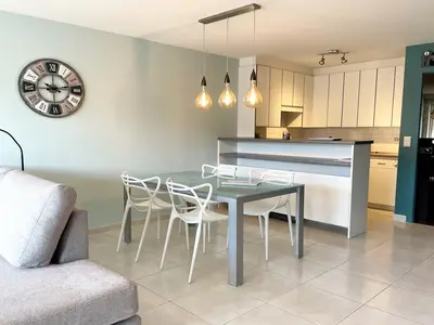 DiningRoom