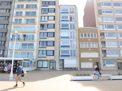 ExteriorSummer