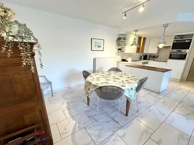 DiningRoom