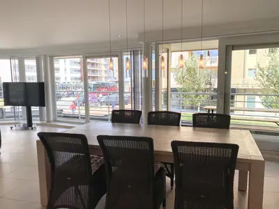 DiningRoom