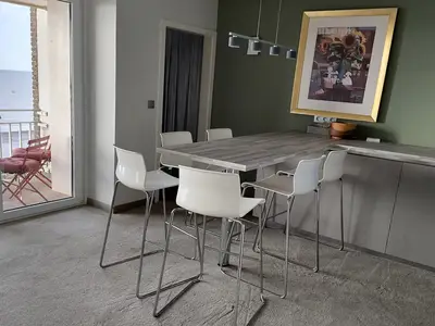 DiningRoom