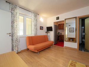 23752447-Ferienwohnung-6-Nin-300x225-2