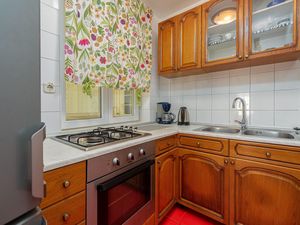 23752447-Ferienwohnung-6-Nin-300x225-3