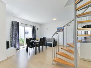 19209025-Ferienwohnung-5-Nin-300x225-1