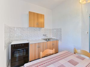 23435159-Ferienwohnung-4-Nin-300x225-4