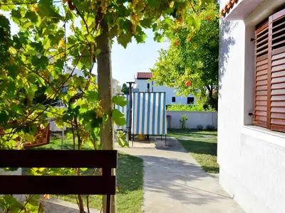 Ferienwohnung für 4 Personen (40 m²) in Nin 9/10