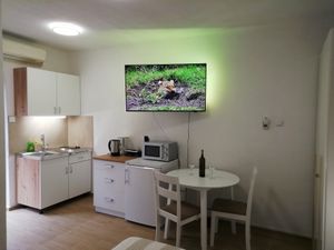 18684968-Ferienwohnung-2-Nin-300x225-1