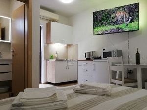 22250729-Ferienwohnung-0-Nin-300x225-2