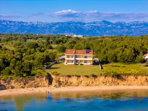 Ferienwohnung für 4 Personen in Nin