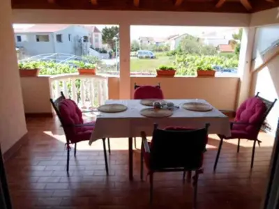 Ferienwohnung für 2 Personen (24 m²) in Nin 4/10