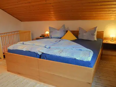 Schlafzimmer mit Git