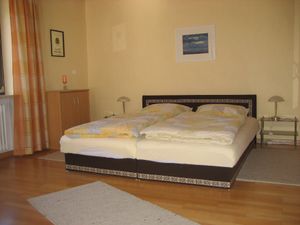 22139001-Ferienwohnung-2-Nittendorf-300x225-3