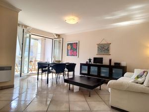 19067256-Ferienwohnung-4-Nizza-300x225-2