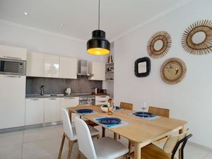 19067290-Ferienwohnung-4-Nizza-300x225-4