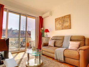 19067299-Ferienwohnung-2-Nizza-300x225-2