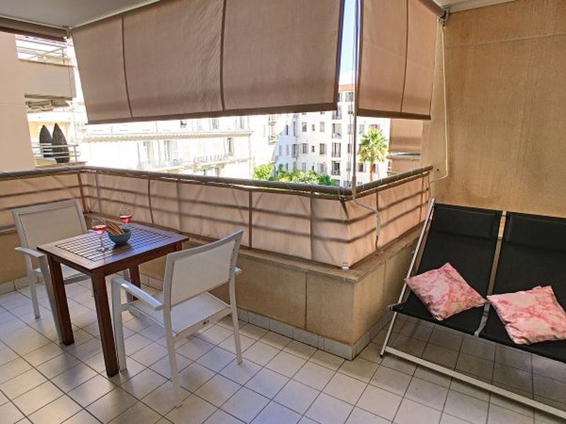 19067293-Ferienwohnung-4-Nizza-800x600-1