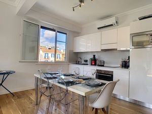 21212671-Ferienwohnung-4-Nizza-300x225-5