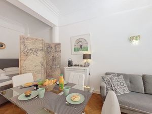 22355127-Ferienwohnung-4-Nizza-300x225-1